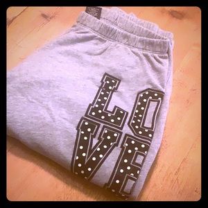 Victoria’s Secret Pink LOVE sweat pants medium